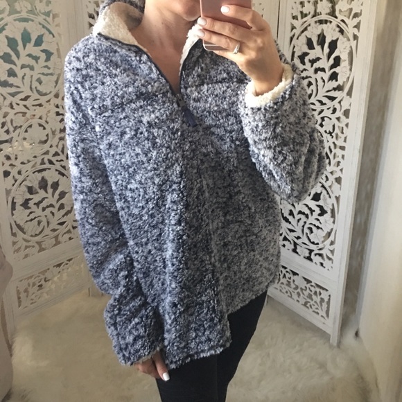 Two Tone Fuzzy Pullover Sweater - Picture 5 of 10